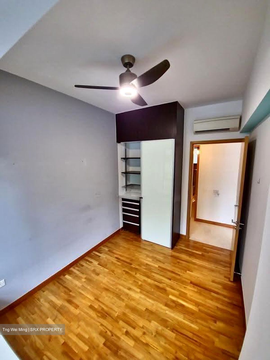 Waterfront Isle (D16), Condominium #637490671